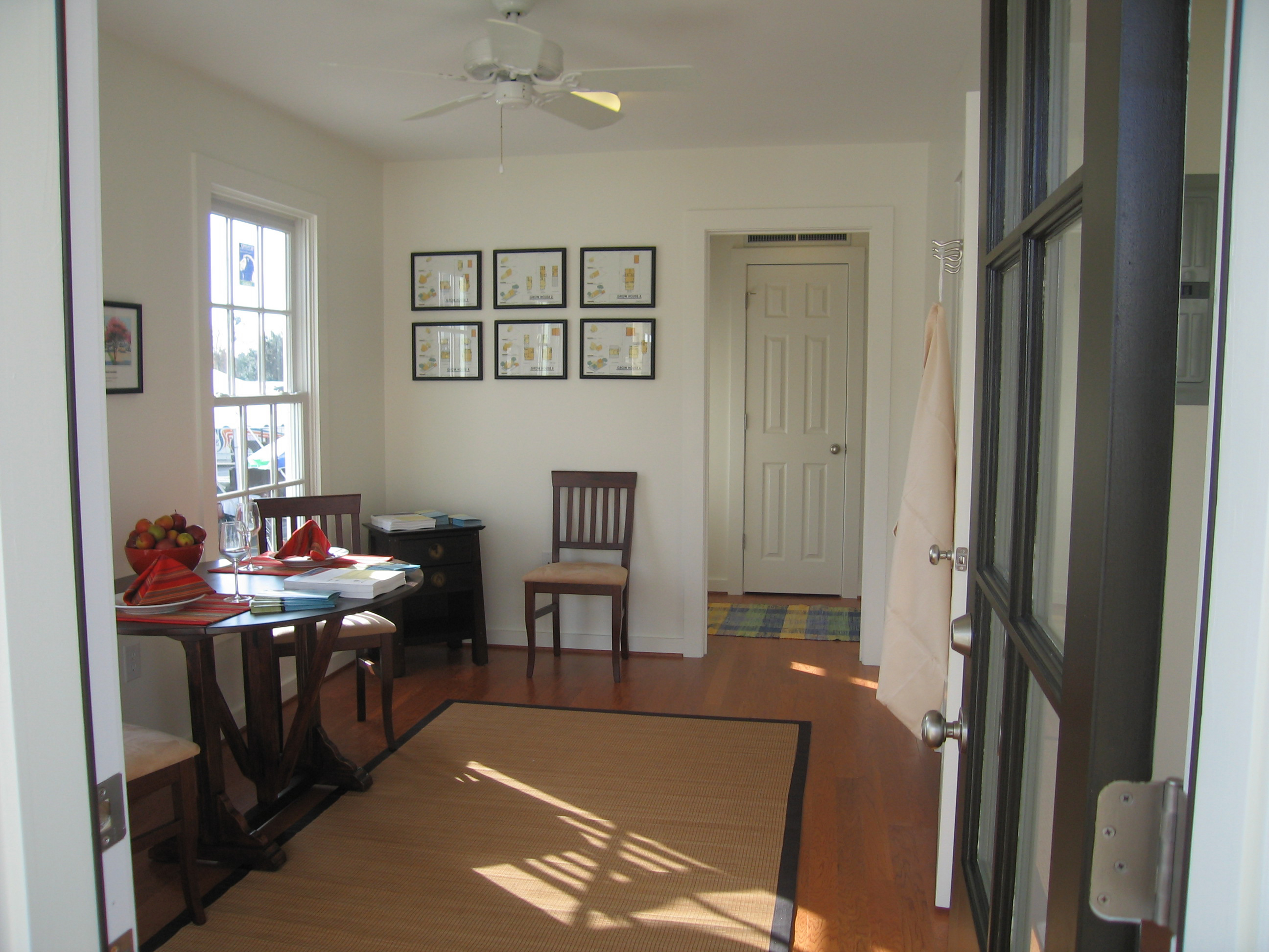 Katrina Cottage — Living Room